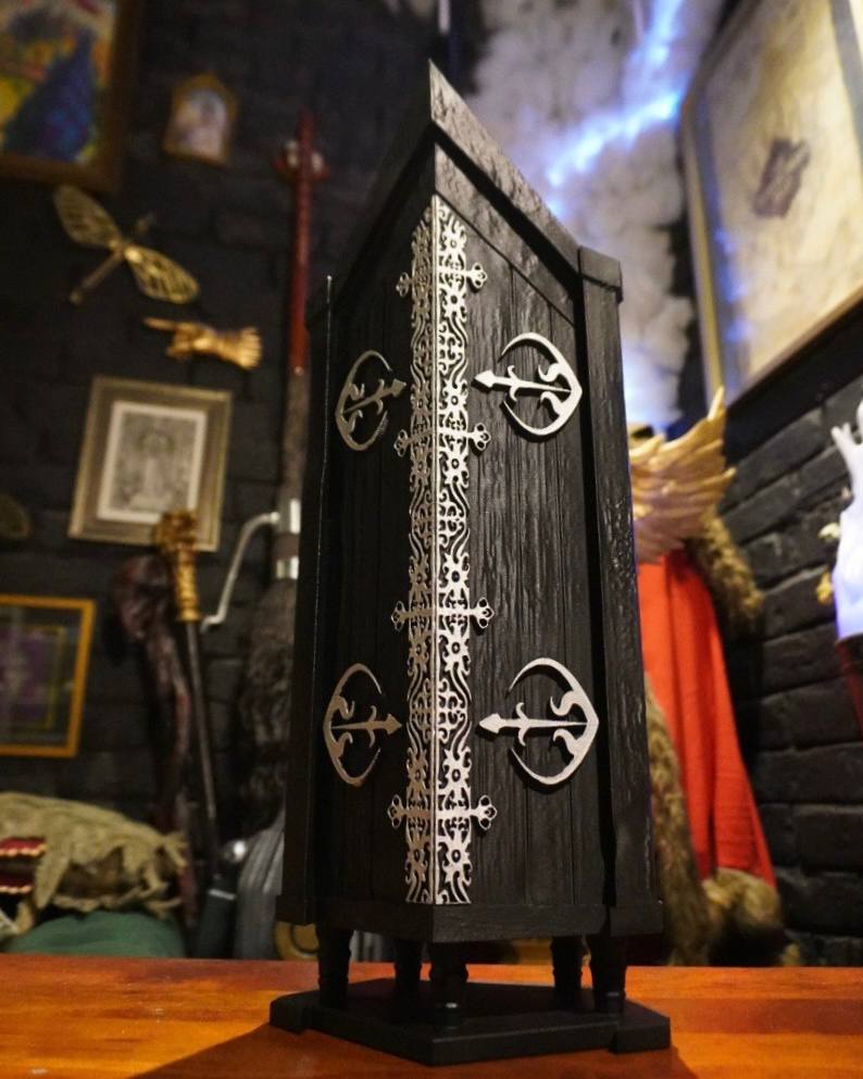 Vanishing Cabinet