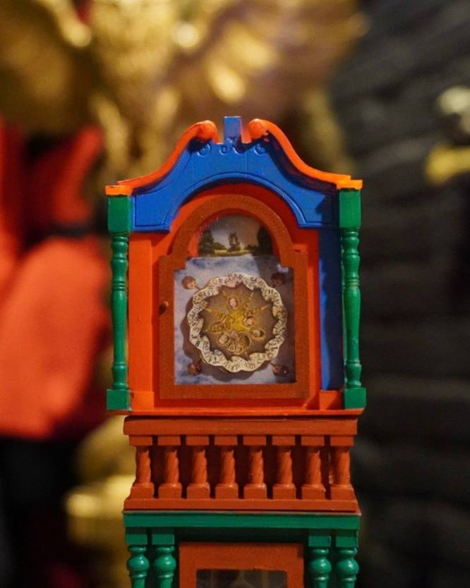 Weasley Family Clock small